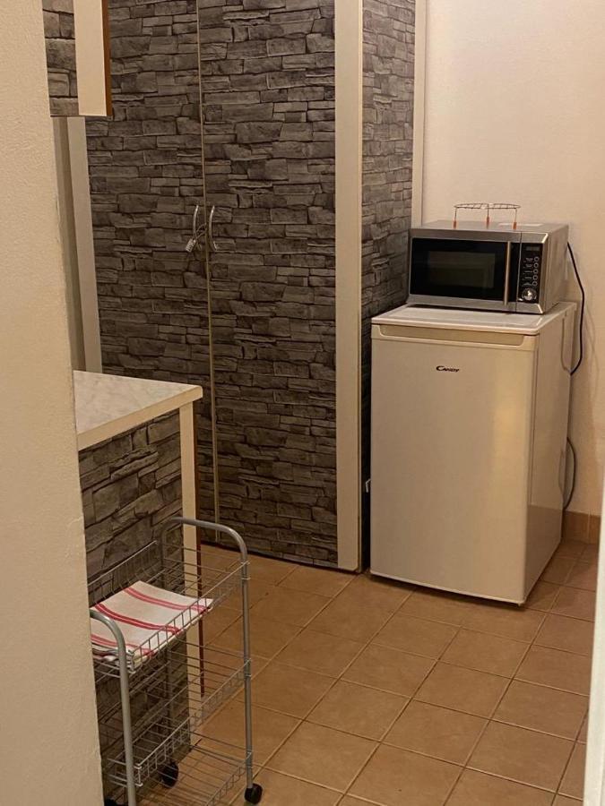 Apartman-Raca Bratislava Buitenkant foto