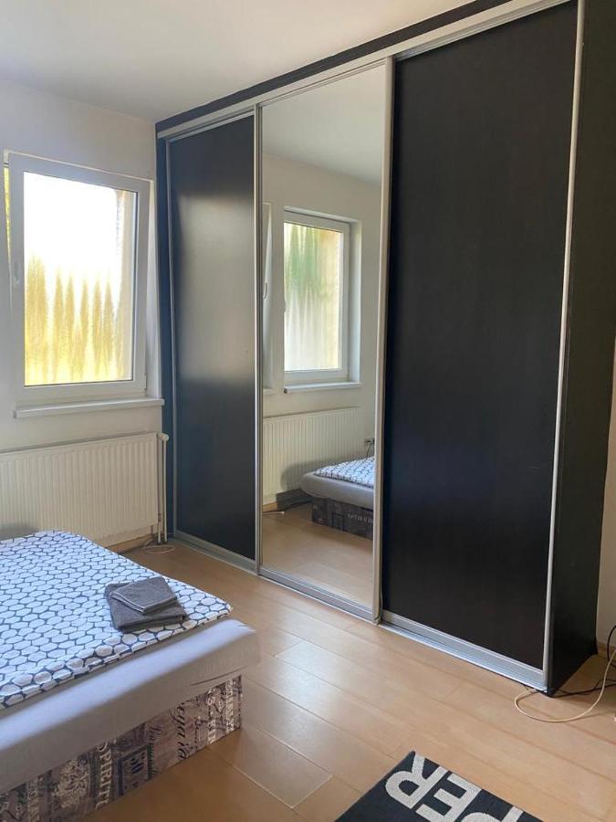 Apartman-Raca Bratislava Buitenkant foto