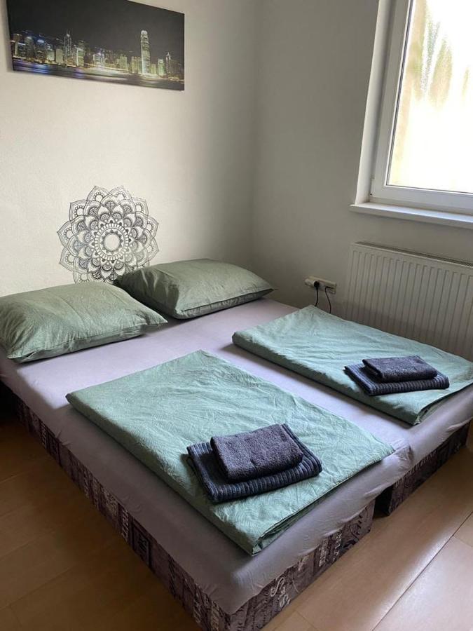 Apartman-Raca Bratislava Buitenkant foto